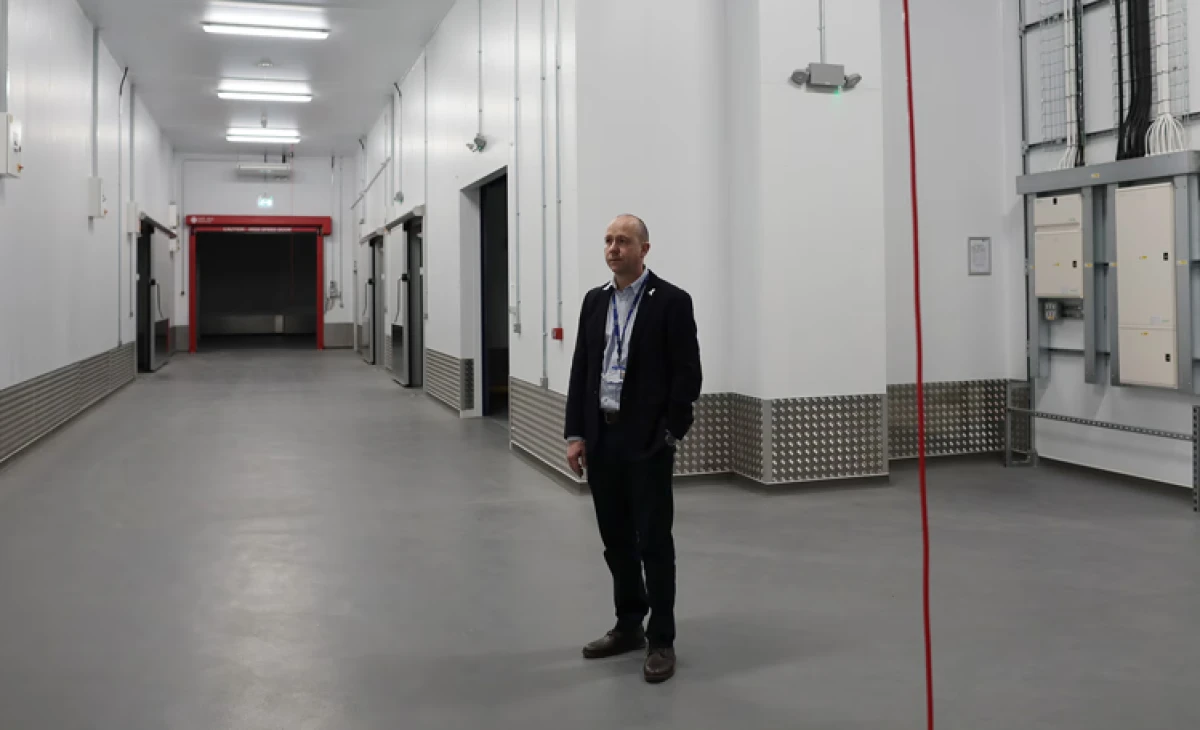 Brexit food control post at Portsmouth ‘may have to be demolished’, says port director