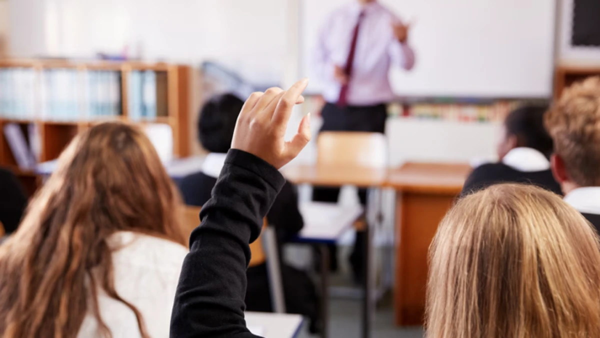 Heavy periods affect school attendance and exam scores, study in England finds