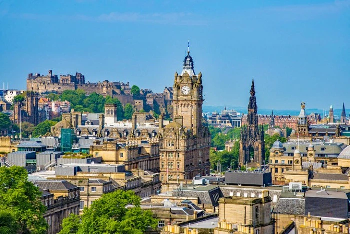 SCOTLAND Ultimate Travel Guide 2025 - The Incredible Land of Highlands and Lochs