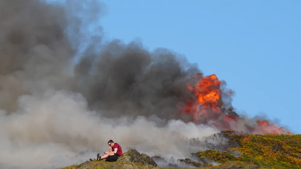 Holyrood Park fire