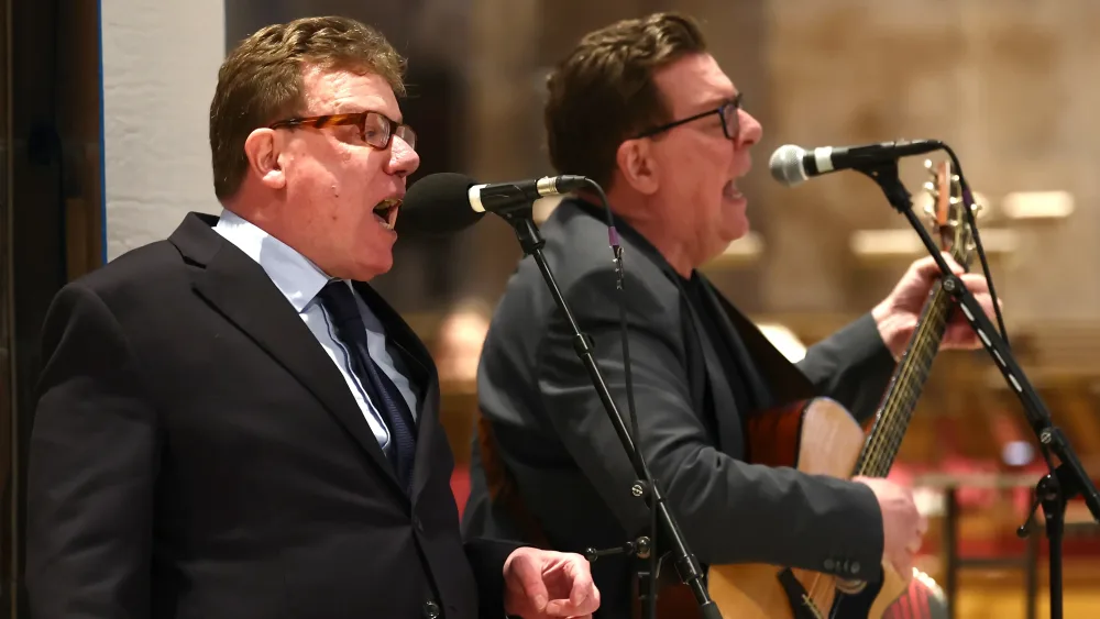 The Proclaimers performing